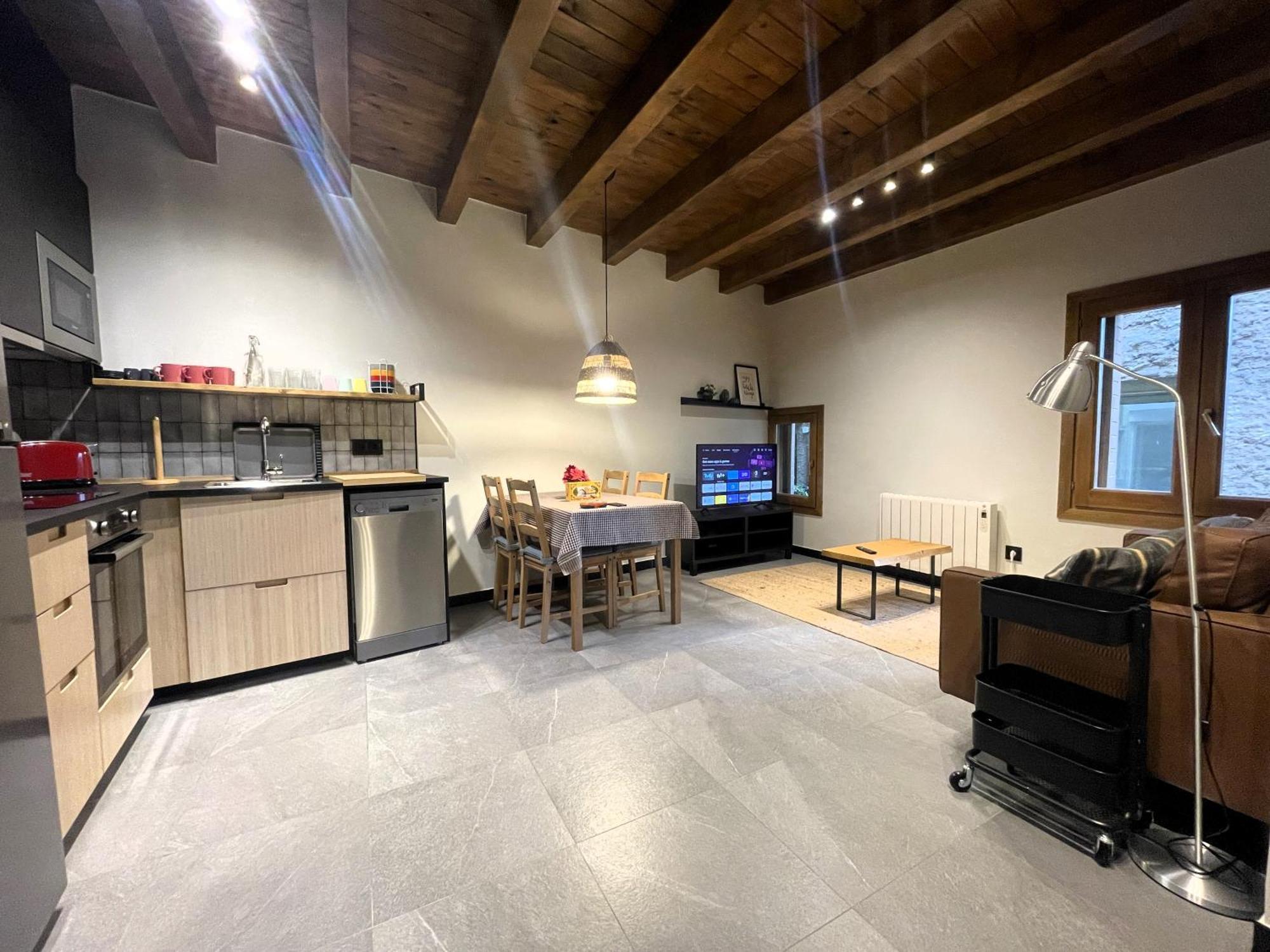 Apartamento Duplex En El Puente Historico, Gra De Fajol Camprodon Exterior photo